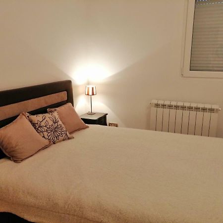 Studio Apartman Irena1 บิเยลา ภายนอก รูปภาพ