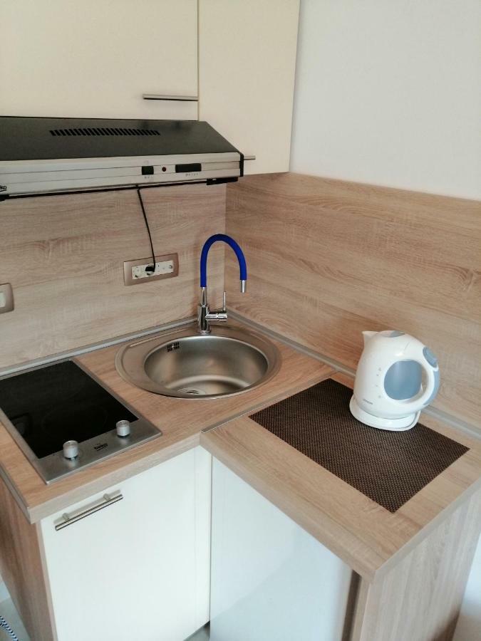 Studio Apartman Irena1 บิเยลา ภายนอก รูปภาพ