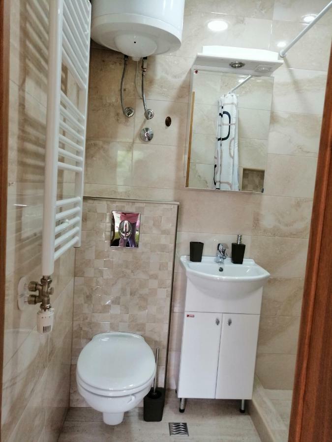 Studio Apartman Irena1 บิเยลา ภายนอก รูปภาพ